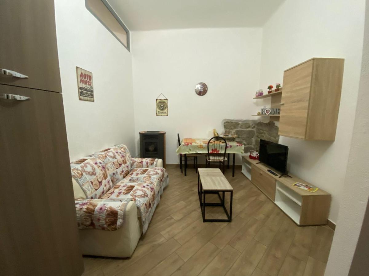 La Casa Di Sara Lägenhet Nuoro  Rum bild